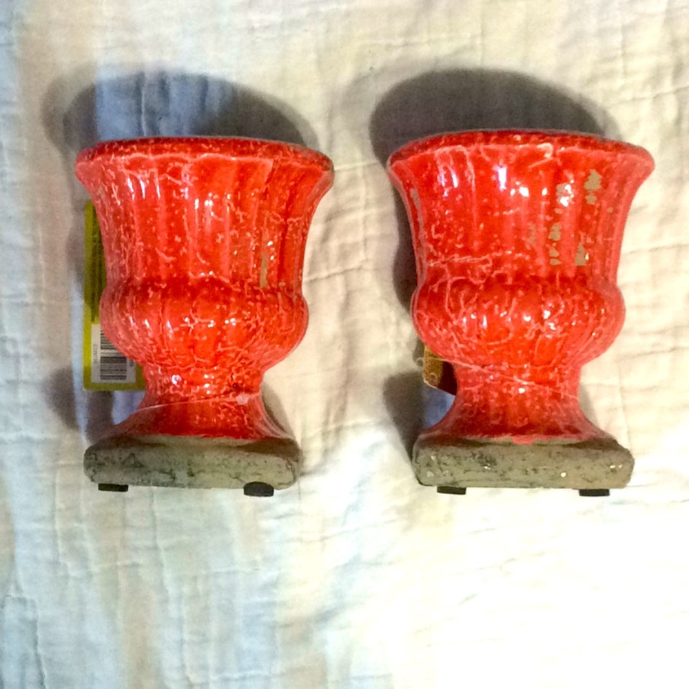 5” cement planters. 2.5” deep and 3” across.   H89